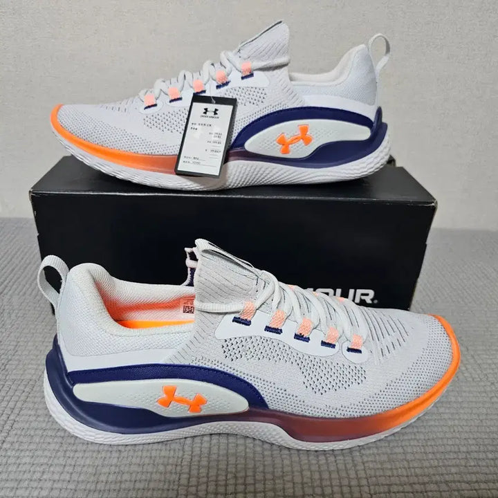[BUNJANG] Under Armour UA Flow Dynamic Running Shoes 285 / 언더아머 UA Flow 다이나믹(285)