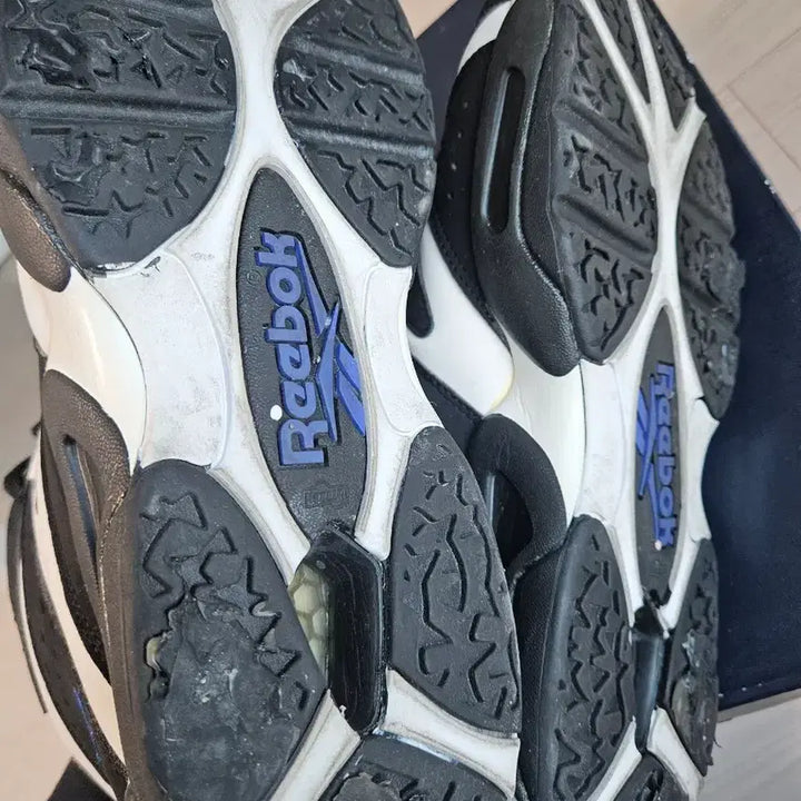 [BUNJANG] Kamikaze 270 Basketball Shoes / 카미카제 270