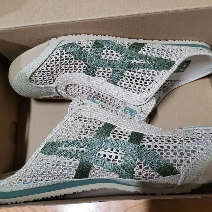 [BUNJANG] Onitsuka Tiger Mesh Sandals/Slippers (Beige/Green) / 오니츠카타이거 샌들 슬리퍼 메쉬 베이지/그린