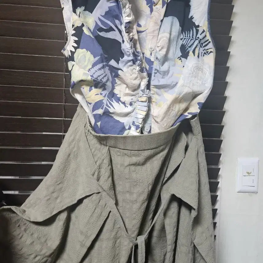 [BUNJANG] Vivienne Westwood Wrap Skirt Pants / 비비안웨스트우드 랩치마 팬츠