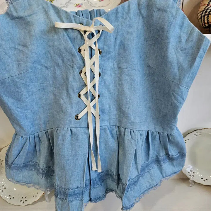 [BUNJANG] Fint Lace Ribbon Bustier Top / Fint 레이스 리본 뷔스티에 탑