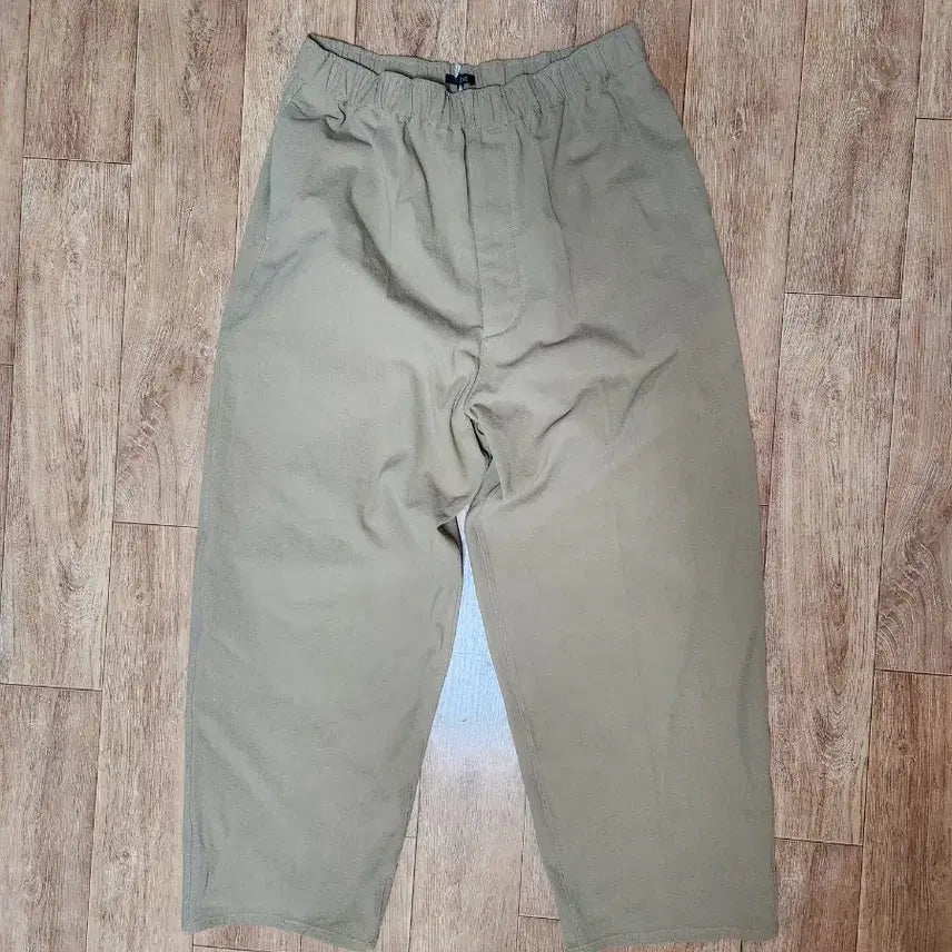 [BUNJANG] Yleve Wide Fit Waist String Chino Pants / 일본 일레브 yleve 와이드핏 허리스트림 팬츠 새상품