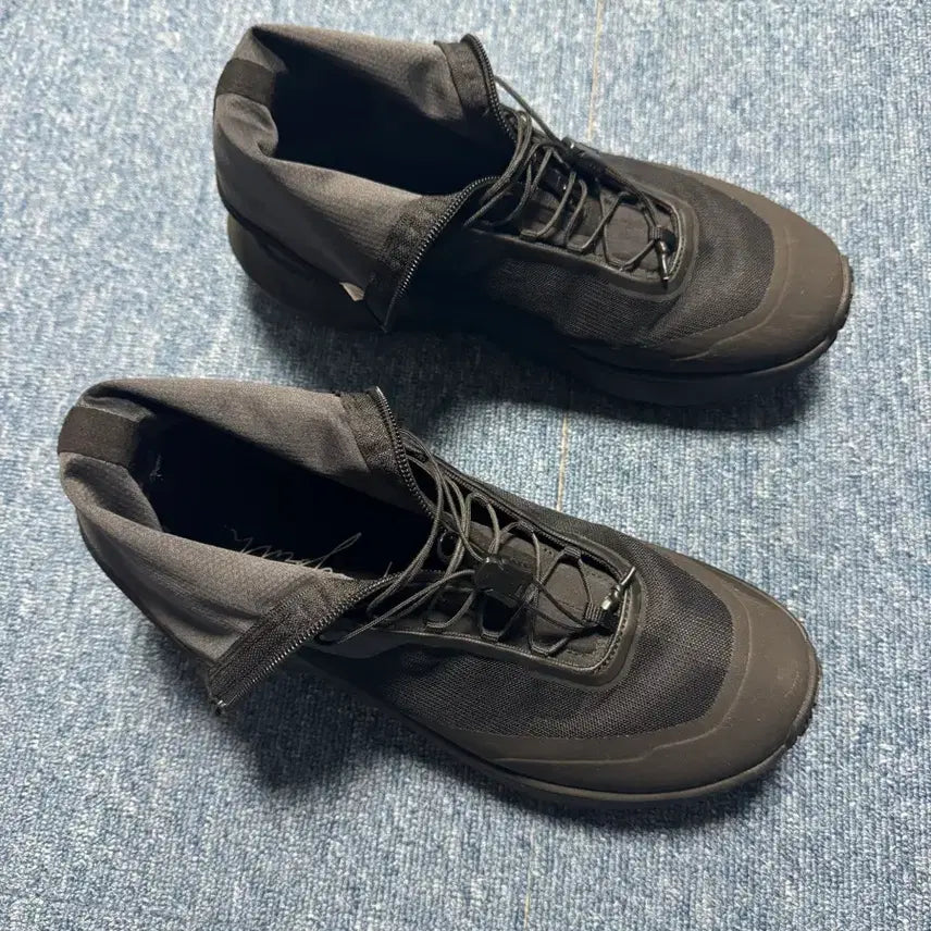 [BUNJANG] Descente Shift Trail Running Shoes Black 260 / 유스 데상트 시프트 트레일 블랙 260