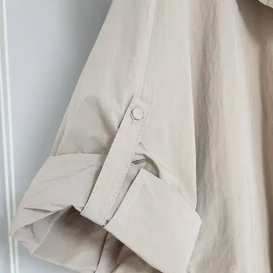 [BUNJANG] Ririccue Beige Hooded Half Trench Coat / 리리끄 베이지 후드 하프 트렌치 코트
