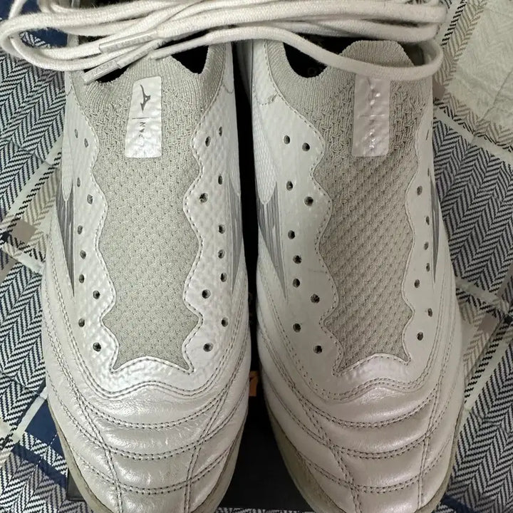 [BUNJANG] Mizuno Morelia Neo Salia Beta JP Soccer Cleats / 미즈노 모렐리아 네오 살리 배타 jp(Q1GB2540-09)