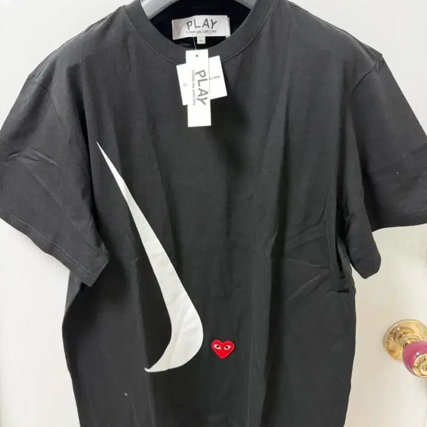 [BUNJANG] Nike x COMME des GARÇONS PLAY T-Shirt / (새상품) 나이키 x 꼼데가르송 플레이 티셔츠 Nike x PLAY T-