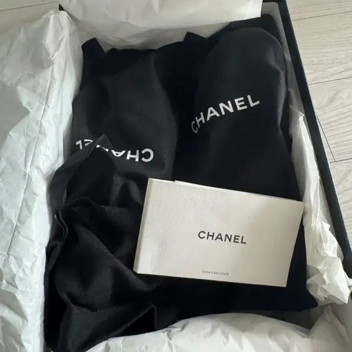 [BUNJANG] Chanel Strap Sandals Beige/Black / 샤넬스트랩