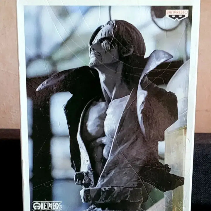 [BUNJANG] Banpresto One Piece Shanks Bust Figure (Sealed) / 반프레스토 원피스 샹크스 피규어(미개봉새상품)