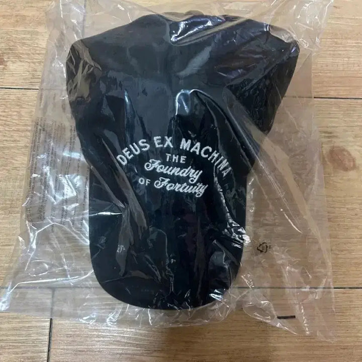 [BUNJANG] Deus Ex Machina Classic Deadcap Foundry Cap / 데우스 엑스 마키나 클래식 데드캡 파운드리 팝니다.
