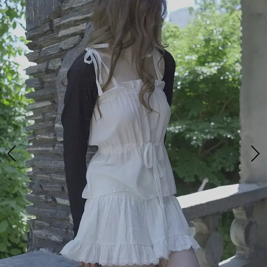 [BUNJANG] Velliar Lovely Ribbon Sleeveless Top / 벨리아르 러블리 리본 슬리브리스