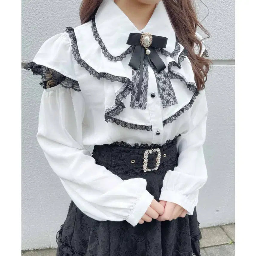 [BUNJANG] Rosita Off-the-Shoulder Ruffle Blouse / 로지타 어깨 트임 러플 블라우스 지뢰계 양산형