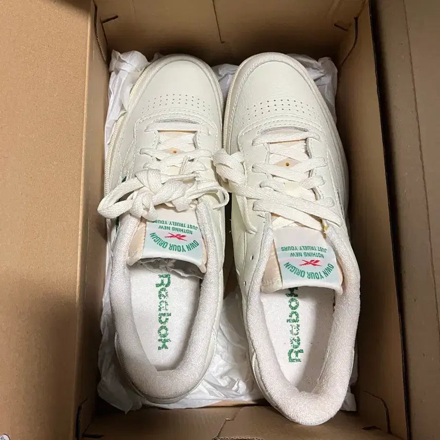 [BUNJANG] Collect Pieces Reebok Club C 270 New / 컬렉트 피시스 리복 클럽c 270 새상품