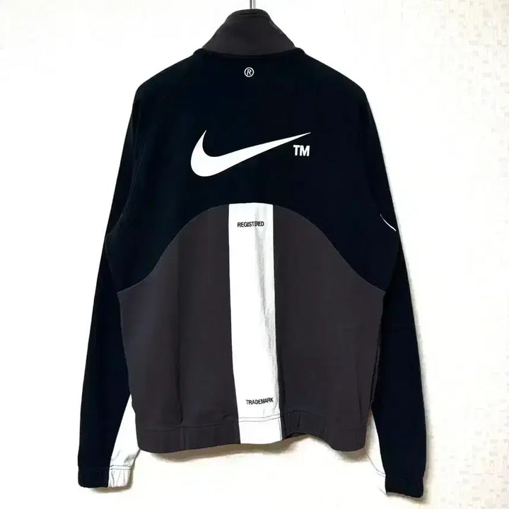 [BUNJANG] Nike Big Swoosh Training Zip-Up Jacket / [S,90]나이키 빅스우시 트레이닝 집업 자켓