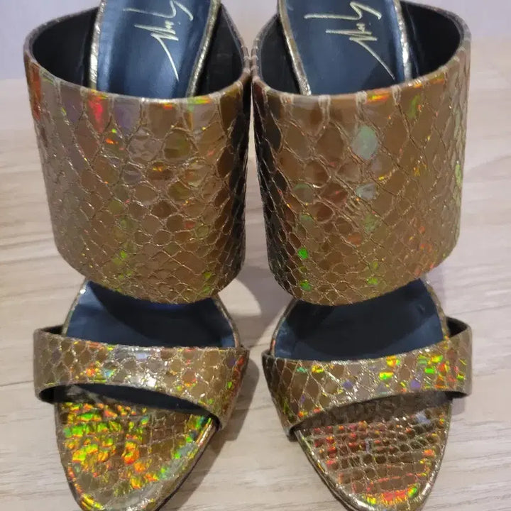 [BUNJANG] Giuseppe Zanotti Metallic Gold Heeled Mules/Slides / 정품 쥬세페 자노티 뱀피 샌들 힐 골드 킬힐 뮬 슬라이드