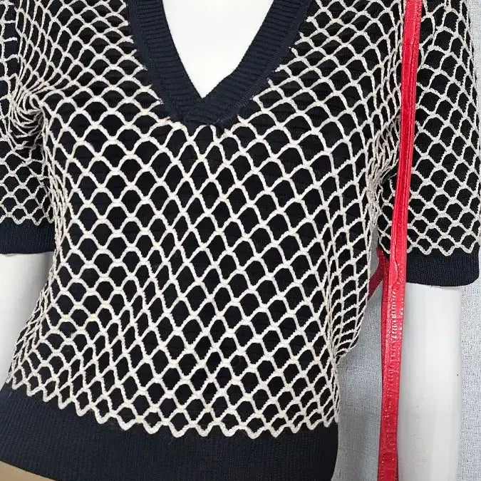[BUNJANG] Black Knit Top / 검정 니트 상의..