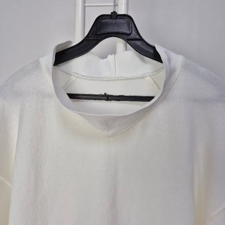 [BUNJANG] System Ivory High-neck Sweatshirt T-shirt / 시스템 아이보리 하이넥 맨투맨 티셔츠