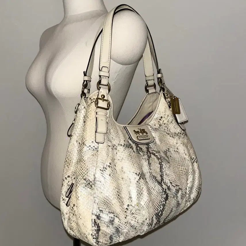 [BUNJANG] Coach Snakeskin Shoulder Bag / Coach Snake skin Shoulder bag