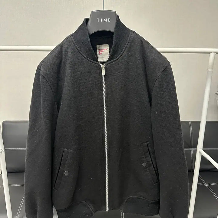 [BUNJANG] 8 Seconds Black Bomber Jacket (Size 100) / 사이즈 100) 에잇세컨즈 블랙 항공점퍼