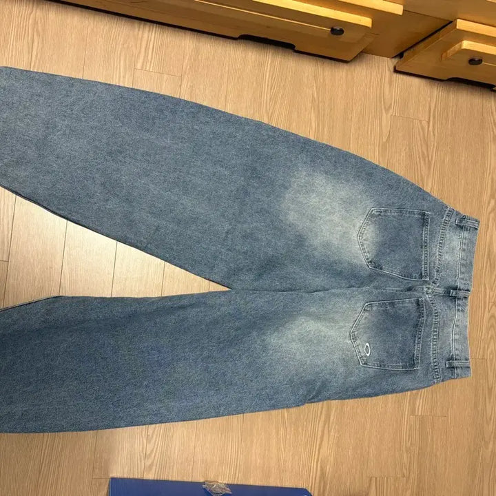 [BUNJANG] Skullk Weck Balloon Denim Pants / 스컬리웩 벌룬 데님