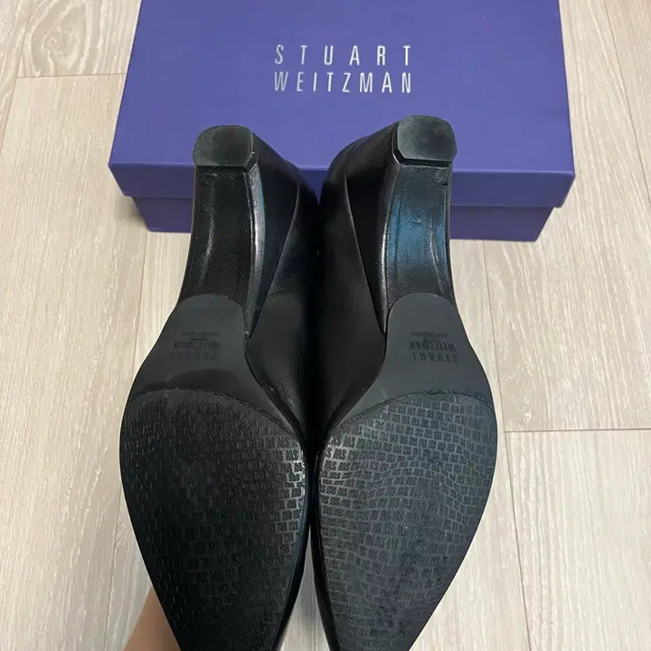 [BUNJANG] Stuart Weitzman Pumps Leather 250 / 스튜어트와이츠먼 펌프스 250