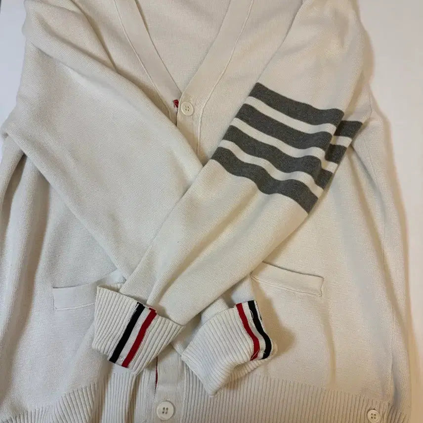 [BUNJANG] Thom Browne White Cardigan / 톰브라운 화이트 가디건