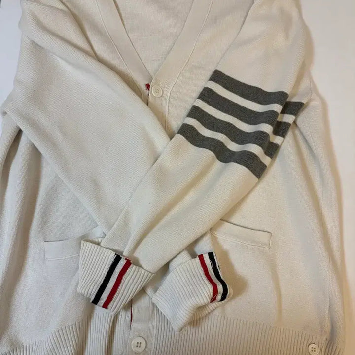 [BUNJANG] Thom Browne White Cardigan / 톰브라운 화이트 가디건