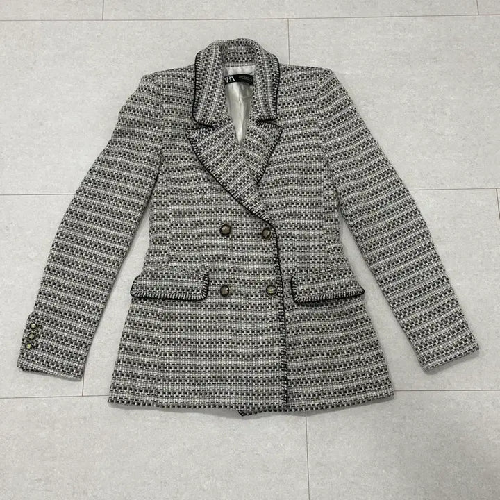 [BUNJANG] Zara Tweed Double-Button Jacket XS / 자라 트위드 더블 버튼 자켓 xs