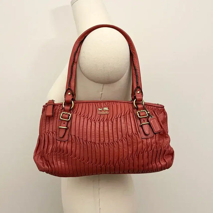[BUNJANG] Coach Red Mini Shoulder Bag / Coach Red mini Shoulder bag