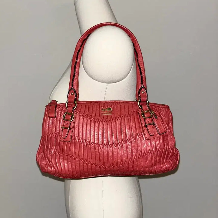 [BUNJANG] Coach Red Mini Shoulder Bag / Coach Red mini Shoulder bag