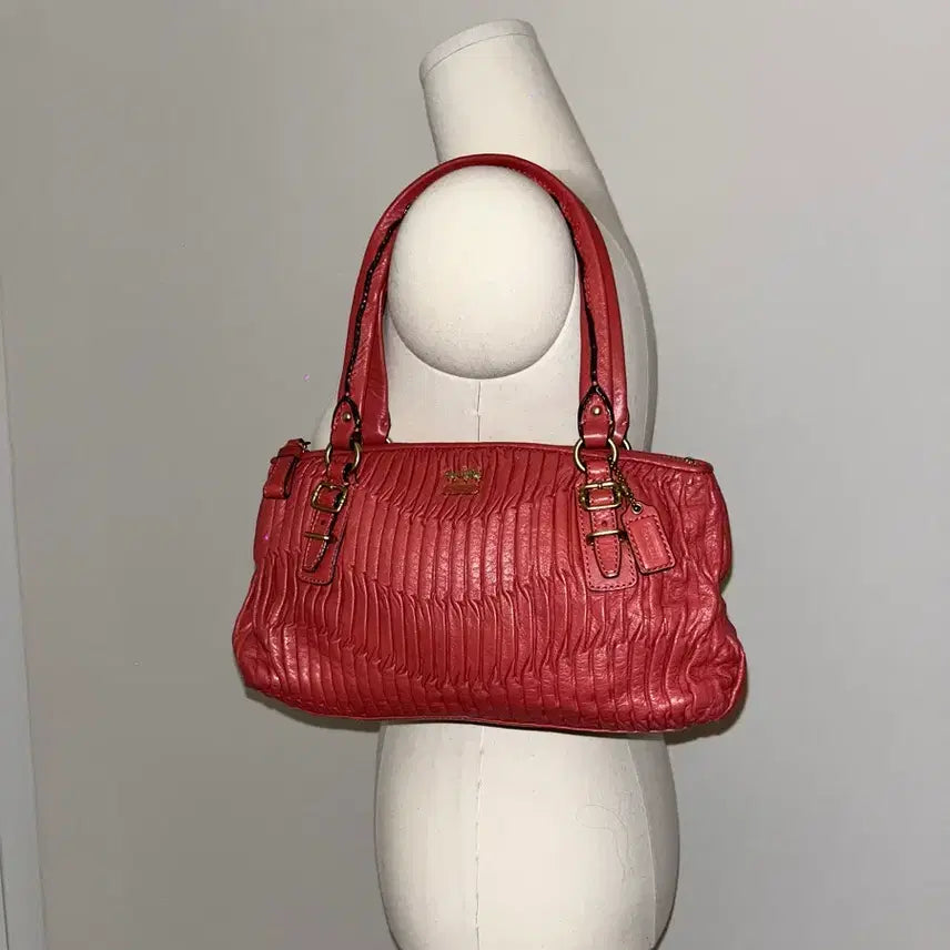 [BUNJANG] Coach Red Mini Shoulder Bag / Coach Red mini Shoulder bag