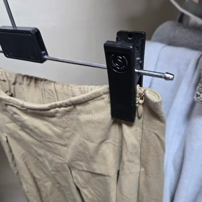 [BUNJANG] Beige Pleated Long Skirt / 베이지 플리츠 롱 스커트