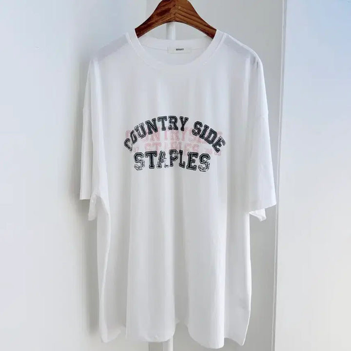 [BUNJANG] White Lettering Boxy Fit Short Sleeve T-Shirt / 교신안함)화이트 레터링 박시핏 반팔 티셔츠