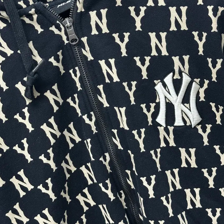 [BUNJANG] MLB New York Yankees All Over Hoodie Zip-Up / 사이즈 100) MLB 뉴욕 양키스 올오버 후드집업