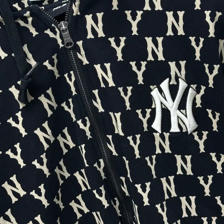 [BUNJANG] MLB New York Yankees All Over Hoodie Zip-Up / 사이즈 100) MLB 뉴욕 양키스 올오버 후드집업
