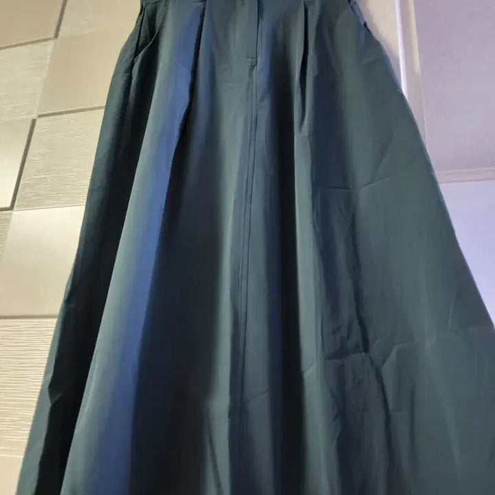 [BUNJANG] Teal Pin-tuck Long Skirt / 청록색 핀턱 롱스커트 새상품
