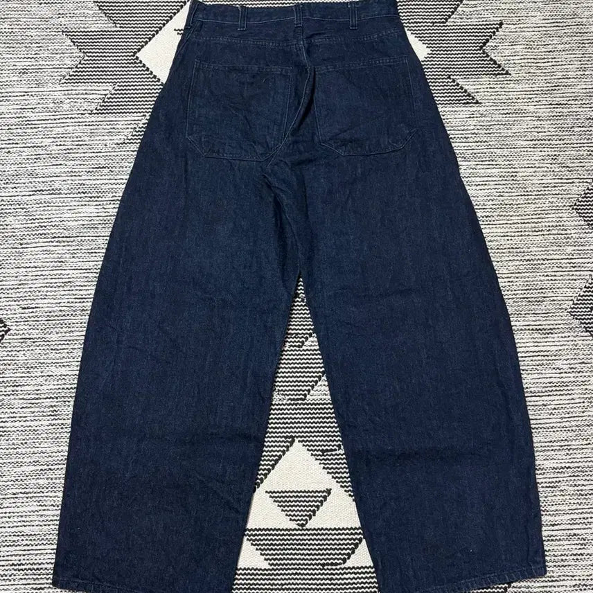 [BUNJANG] HAECHING ROOM Wide Curve Jeans Indigo Size 4 / 해칭룸 와이드 커브 진