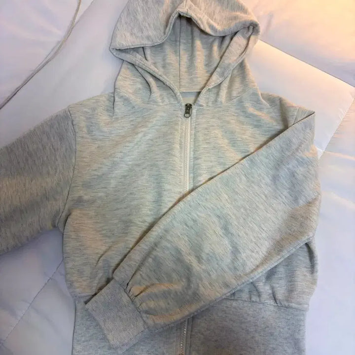 [BUNJANG] Oatmeal Color Crop Hoodie Zip-Up / 오트밀 컬러 크롭 후드집업