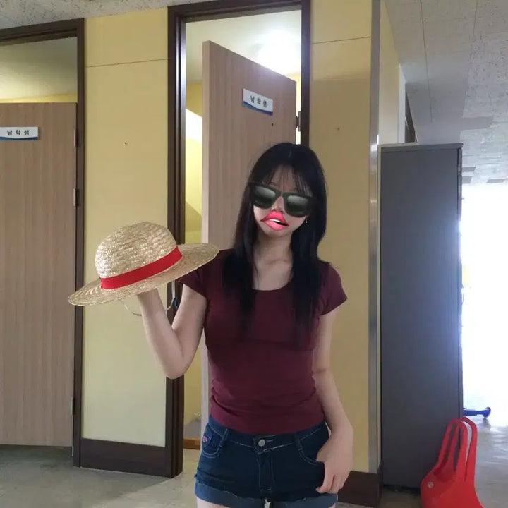 [BUNJANG] One Piece Luffy Graduation Photo Costume Rental Set / 원피스 루피 졸업사진 대여