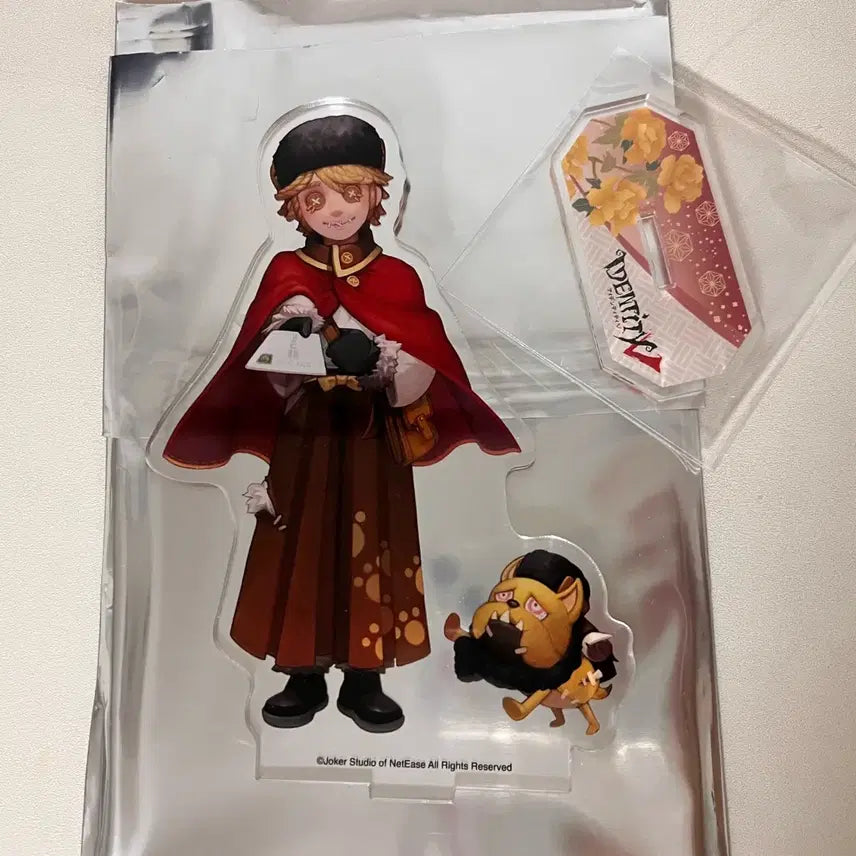 [BUNJANG] Identity V Postman 2022 New Year Acrylic Stand / 제5인격 우편배달부 22년 신년 아크릴