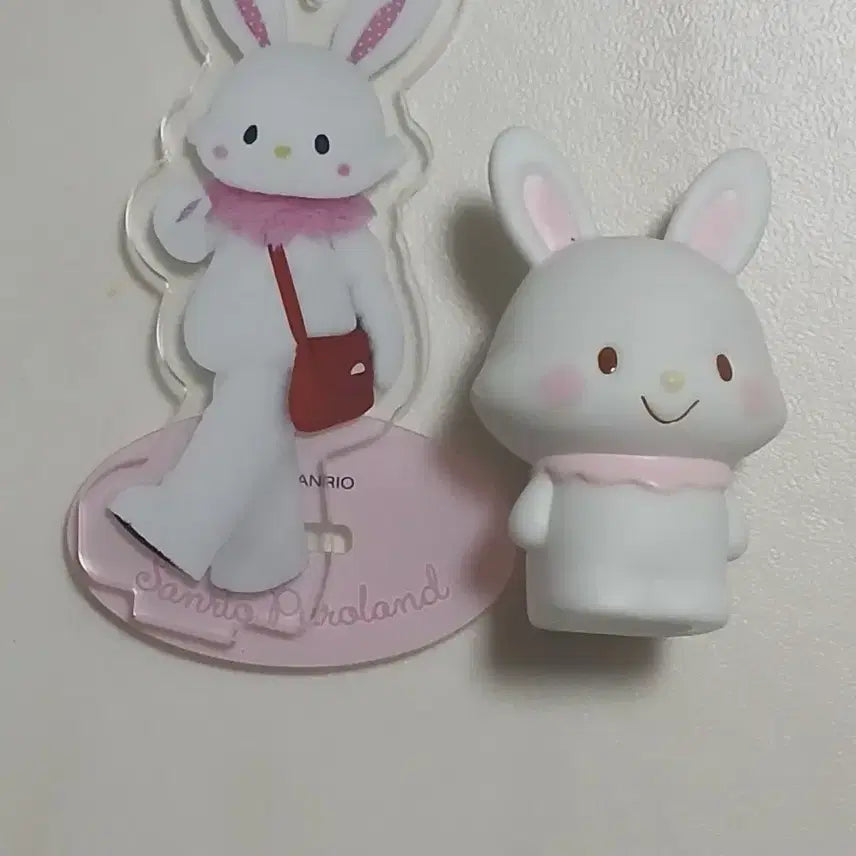 [BUNJANG] Wish Me Mell Acrylic Stand Set (2 pcs) &amp; Figure (1 pc) Bundle / 위시미멜 아크릴 스탠드2개,피규어1개 일괄 만원
