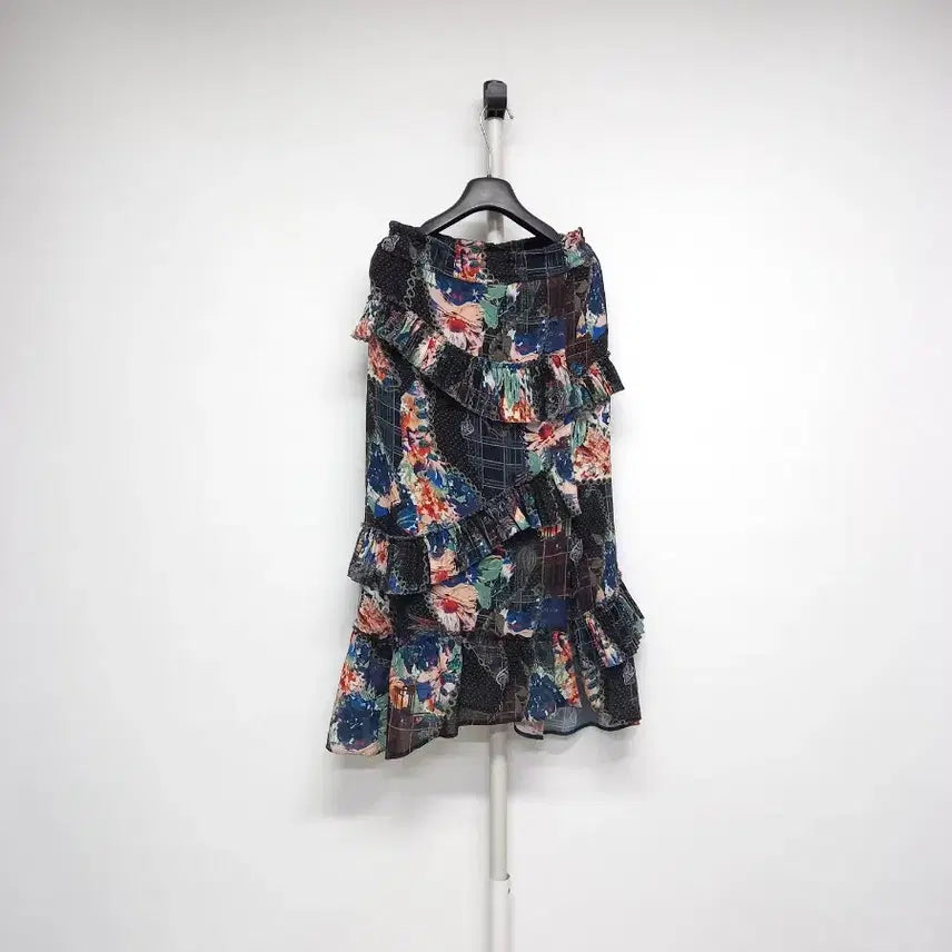 [BUNJANG] TIME Choon Ha Chiffon Kang Kang Long Skirt Black Mixed Pattern Size 61 / 타임 TIME 춘하 쉬폰 캉캉 롱 스커트 61 33-55