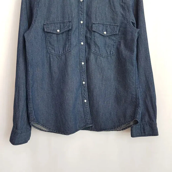 [BUNJANG] Uniqlo Solid Long Sleeve Denim Shirt Women&