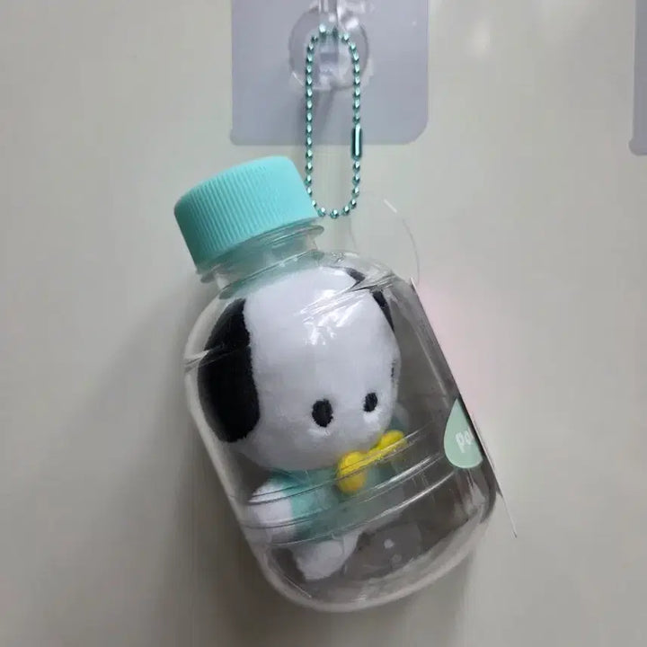 [BUNJANG] Sanrio Pochacco Water Bottle Plush Keychain / 산리오 포차코 물병 인형 키링