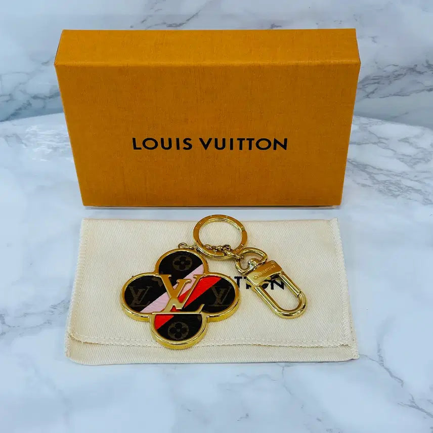 [BUNJANG] Louis Vuitton Flower Monogram Keyring / 루이비통 플라워 모노그램 키링