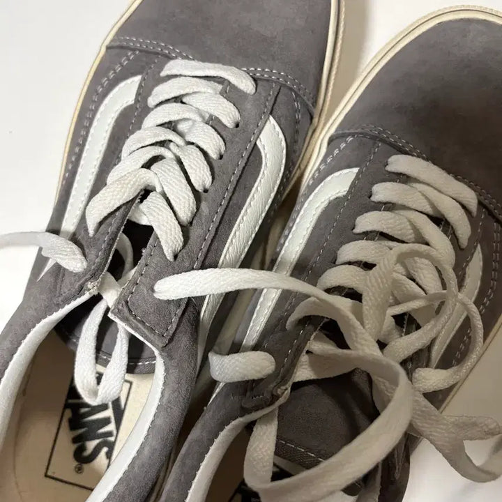 [BUNJANG] Vans Old Skool Suede Grey Sneakers / 반스 올드스쿨 스웨이드 그레이