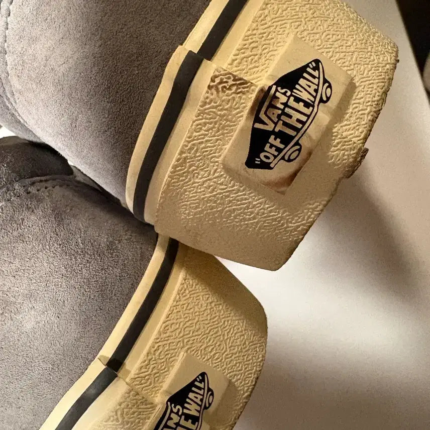 [BUNJANG] Vans Old Skool Suede Grey Sneakers / 반스 올드스쿨 스웨이드 그레이