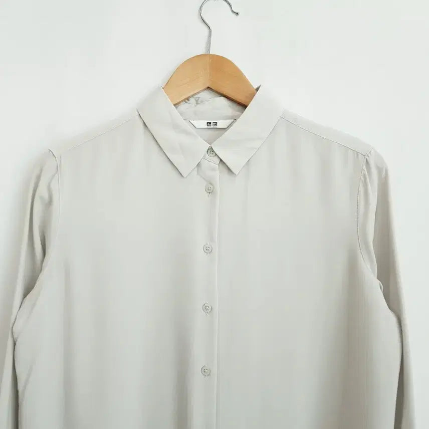 [BUNJANG] Uniqlo Boxy Long Sleeve Blouse Rayon Blend Women&