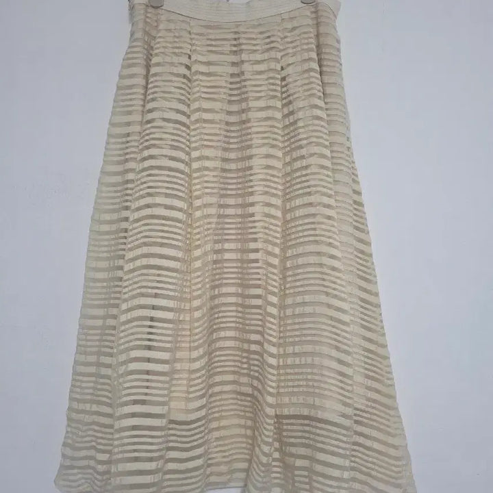 [BUNJANG] ORR Ivory See-through Stripe Flare Long Skirt (Size 5) / ORR 아이보리 시스루 스트라이프 플레어 롱스커트 26인치