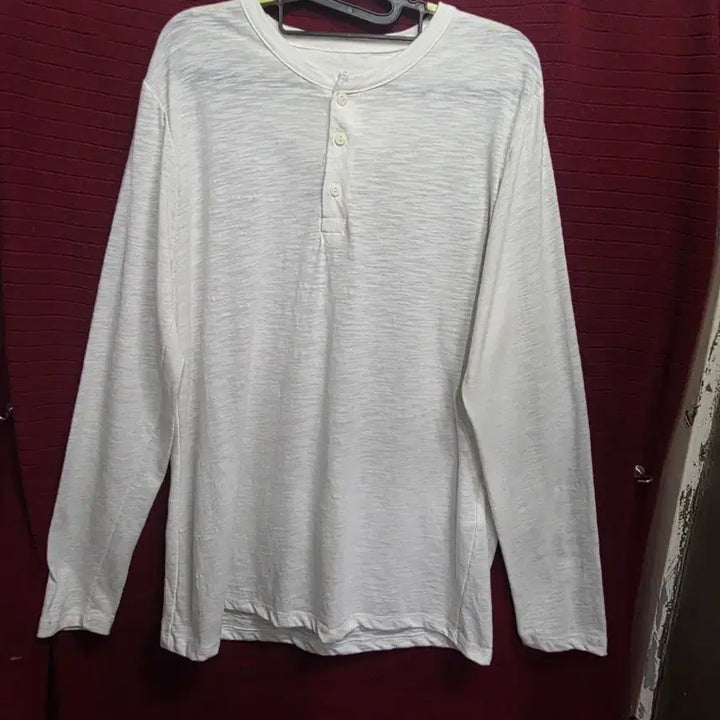 [BUNJANG] ZIOZIA Henry Neck Long Sleeve T-shirt White / 지오송지오 헨리넥 긴팔 티셔츠 화이트