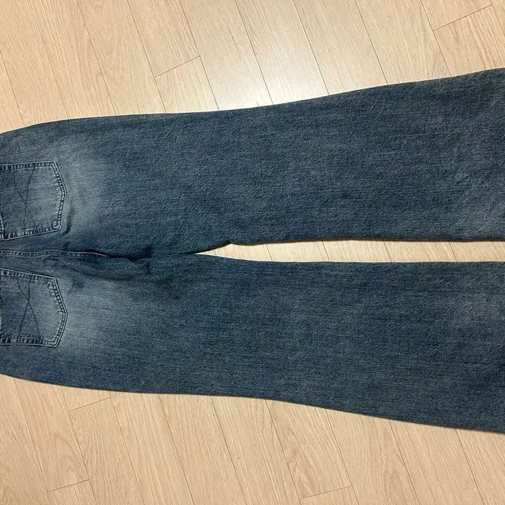 [BUNJANG] Bellier True Flare Washed Indigo Jeans / 벨리에 트루플레어 워시드 인디고